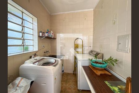 Casa à venda com 226m², 3 quartos e 3 vagasÁrea de Serviço