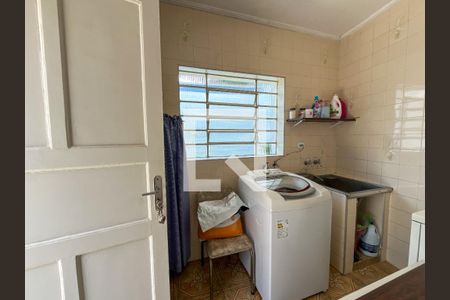 Casa à venda com 226m², 3 quartos e 3 vagasÁrea de Serviço