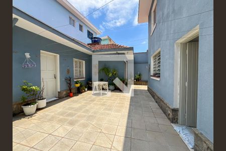 Casa à venda com 226m², 3 quartos e 3 vagasQuintal