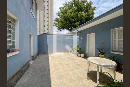 Casa à venda com 226m², 3 quartos e 3 vagasQuintal