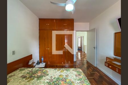 Casa à venda com 226m², 3 quartos e 3 vagasQuarto 2