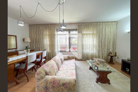 Sala de casa à venda com 3 quartos, 226m² em Vila Pereira Barreto, São Paulo