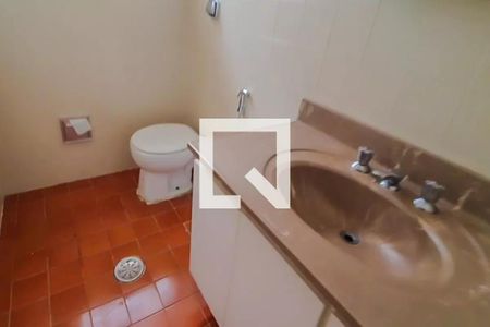 Casa à venda com 150m², 3 quartos e 2 vagas Casa à venda com 150m², 3 quartos e 2 vagasBanheiro Suíte
