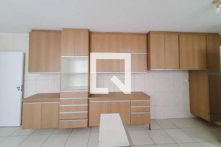 Casa à venda com 150m², 3 quartos e 2 vagas Casa à venda com 150m², 3 quartos e 2 vagasCozinha