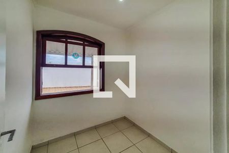 Casa à venda com 150m², 3 quartos e 2 vagas Casa à venda com 150m², 3 quartos e 2 vagasQuarto de serviço