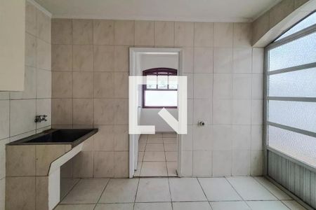 Casa à venda com 150m², 3 quartos e 2 vagas Casa à venda com 150m², 3 quartos e 2 vagasÁrea de Serviço