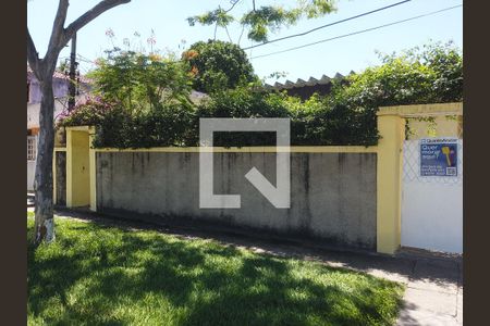Casa à venda com 300m², 4 quartos e 3 vagasFachada