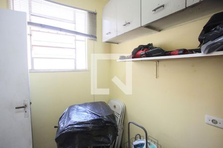 Casa à venda com 300m², 4 quartos e 3 vagasQuarto de Serviço