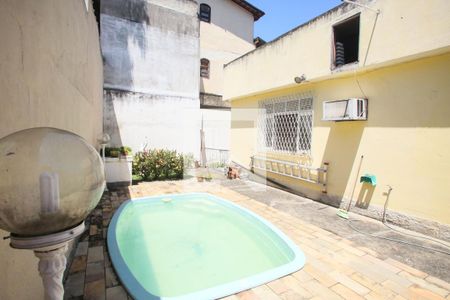 Casa à venda com 300m², 4 quartos e 3 vagasPiscina