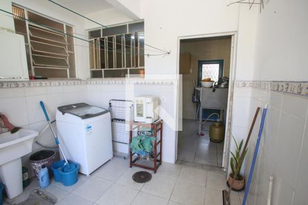 Casa à venda com 300m², 4 quartos e 3 vagasÁrea de Serviço
