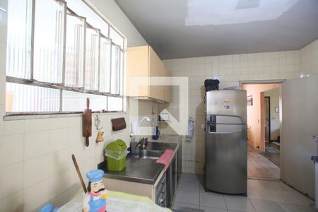 Casa à venda com 300m², 4 quartos e 3 vagasCozinha