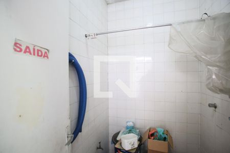 Casa à venda com 300m², 4 quartos e 3 vagasBanheiro de Serviço