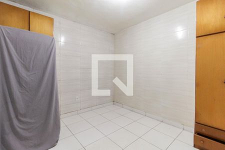 Casa à venda com 100m², 2 quartos e sem vaga Casa à venda com 100m², 2 quartos e sem vagaQuarto 2