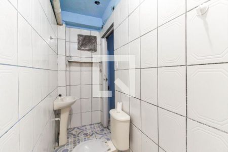 Casa à venda com 100m², 2 quartos e sem vaga Casa à venda com 100m², 2 quartos e sem vagaBanheiro de serviço