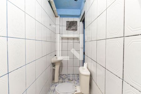 Casa à venda com 100m², 2 quartos e sem vaga Casa à venda com 100m², 2 quartos e sem vagaBanheiro de serviço