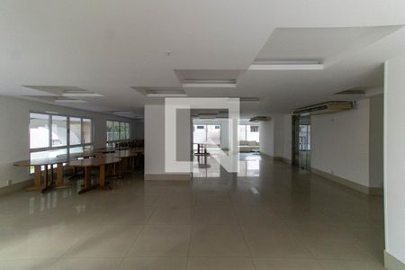 Apartamento à venda com 82m², 2 quartos e 2 vagas Apartamento à venda com 82m², 2 quartos e 2 vagasÁrea comum