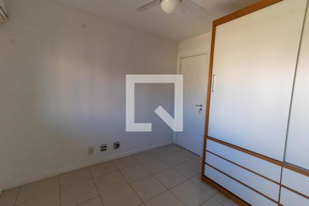 Apartamento à venda com 82m², 2 quartos e 2 vagas Apartamento à venda com 82m², 2 quartos e 2 vagasQuarto