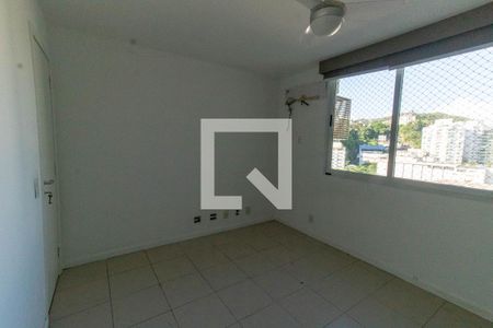 Apartamento à venda com 82m², 2 quartos e 2 vagas Apartamento à venda com 82m², 2 quartos e 2 vagasSuíte