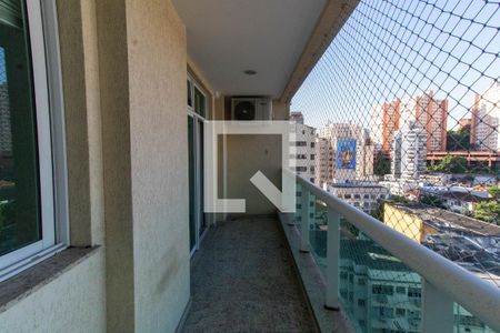 Apartamento à venda com 82m², 2 quartos e 2 vagas Apartamento à venda com 82m², 2 quartos e 2 vagasVaranda da Sala
