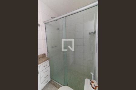 Apartamento à venda com 82m², 2 quartos e 2 vagas Apartamento à venda com 82m², 2 quartos e 2 vagasBanheiro Social