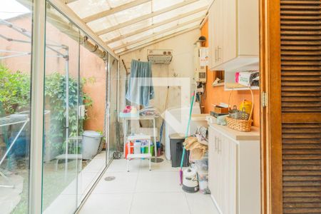 Casa à venda com 156m², 3 quartos e 2 vagas Casa à venda com 156m², 3 quartos e 2 vagasQuintal