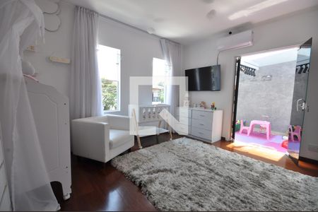 Casa à venda com 240m², 4 quartos e 3 vagasQuarto 4