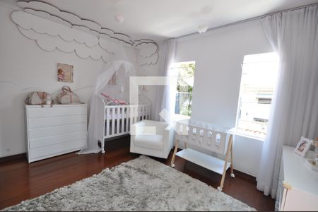 Casa à venda com 240m², 4 quartos e 3 vagasQuarto 4