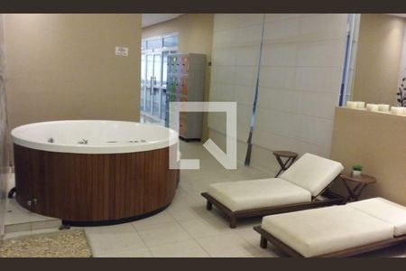Apartamento à venda com 43m², 1 quarto e 1 vagaFoto 09