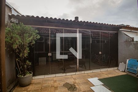 Casa à venda com 58m², 2 quartos e 2 vagas Casa à venda com 58m², 2 quartos e 2 vagasVista