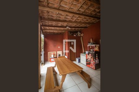 Casa à venda com 58m², 2 quartos e 2 vagas Casa à venda com 58m², 2 quartos e 2 vagasÁrea comum - Churrasqueira