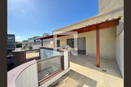 Apartamento à venda com 143m², 2 quartos e 3 vagasVaranda / Cobertura