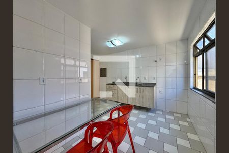 Apartamento à venda com 143m², 2 quartos e 3 vagasCozinha