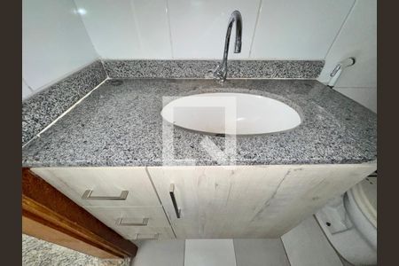 Apartamento à venda com 143m², 2 quartos e 3 vagasBanheiro Social