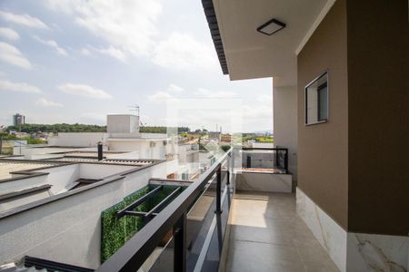 Casa de condomínio para alugar com 200m², 3 quartos e 4 vagasVaranda Quarto 1 e 2