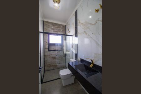 Casa de condomínio para alugar com 200m², 3 quartos e 4 vagasBanheiro