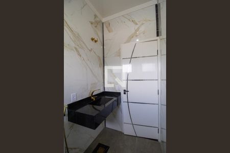 Casa de condomínio para alugar com 200m², 3 quartos e 4 vagasBanheiro