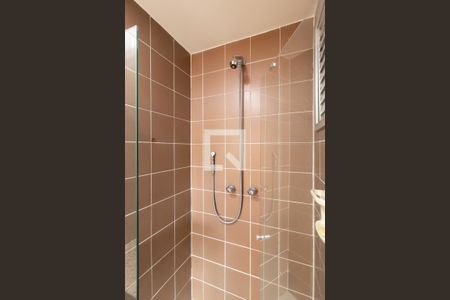 Apartamento para alugar com 90m², 3 quartos e 1 vaga Apartamento para alugar com 90m², 3 quartos e 1 vagaBanheiro da Suíte
