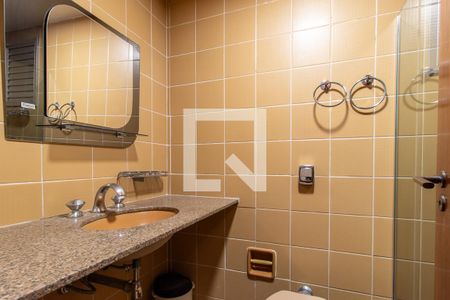 Apartamento para alugar com 90m², 3 quartos e 1 vaga Apartamento para alugar com 90m², 3 quartos e 1 vagaBanheiro Social