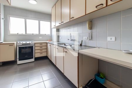 Apartamento para alugar com 90m², 3 quartos e 1 vaga Apartamento para alugar com 90m², 3 quartos e 1 vagaCozinha - Armários