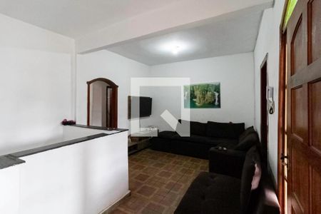 Casa à venda com 184m², 5 quartos e sem vaga Casa à venda com 184m², 5 quartos e sem vagaCasa 3 - Sala