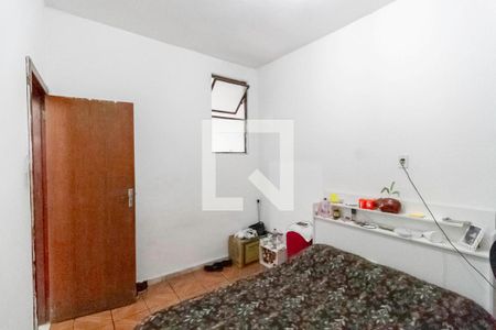 Casa à venda com 184m², 5 quartos e sem vaga Casa à venda com 184m², 5 quartos e sem vagaCasa 3 - Quarto 2