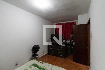 Casa à venda com 184m², 5 quartos e sem vaga Casa à venda com 184m², 5 quartos e sem vagaCasa 3 - Quarto 1