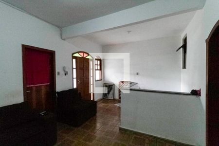 Casa à venda com 184m², 5 quartos e sem vaga Casa à venda com 184m², 5 quartos e sem vagaCasa 3 - Sala