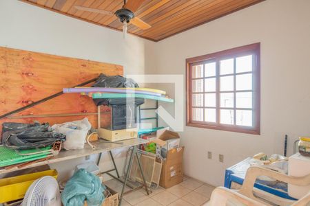 Casa à venda com 180m², 3 quartos e 8 vagasQuarto - Casa 2