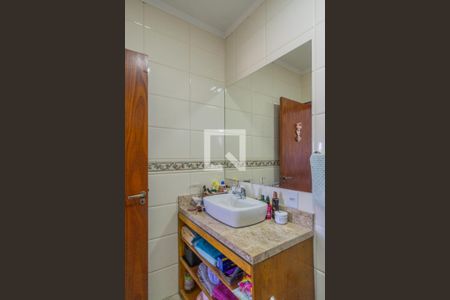 Casa à venda com 180m², 3 quartos e 8 vagasBanheiro da Suíte