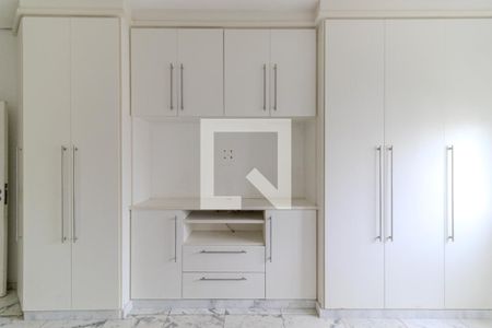 Apartamento à venda com 632m², 5 quartos e 2 vagasQuarto 2