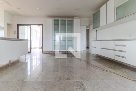 Apartamento à venda com 632m², 5 quartos e 2 vagasCozinha 1