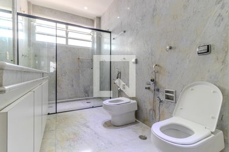 Apartamento à venda com 632m², 5 quartos e 2 vagasBanheiro Social