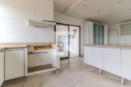 Apartamento à venda com 632m², 5 quartos e 2 vagasCozinha 1