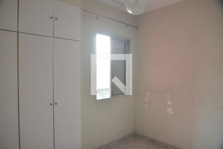 Apartamento à venda com 78m², 3 quartos e 1 vagaQuarto 2